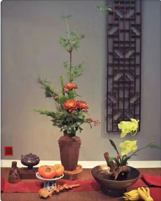 只记花开不记年—苏梅邨插花艺术欣赏