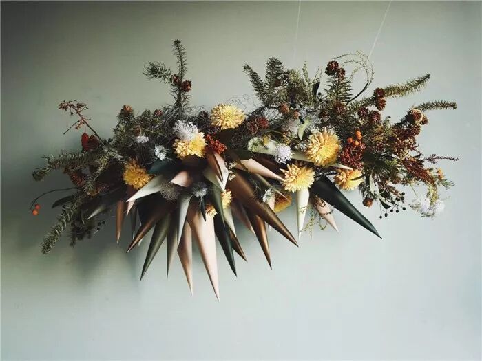 凡是你看不懂而著迷的作品，背后都是想象力！