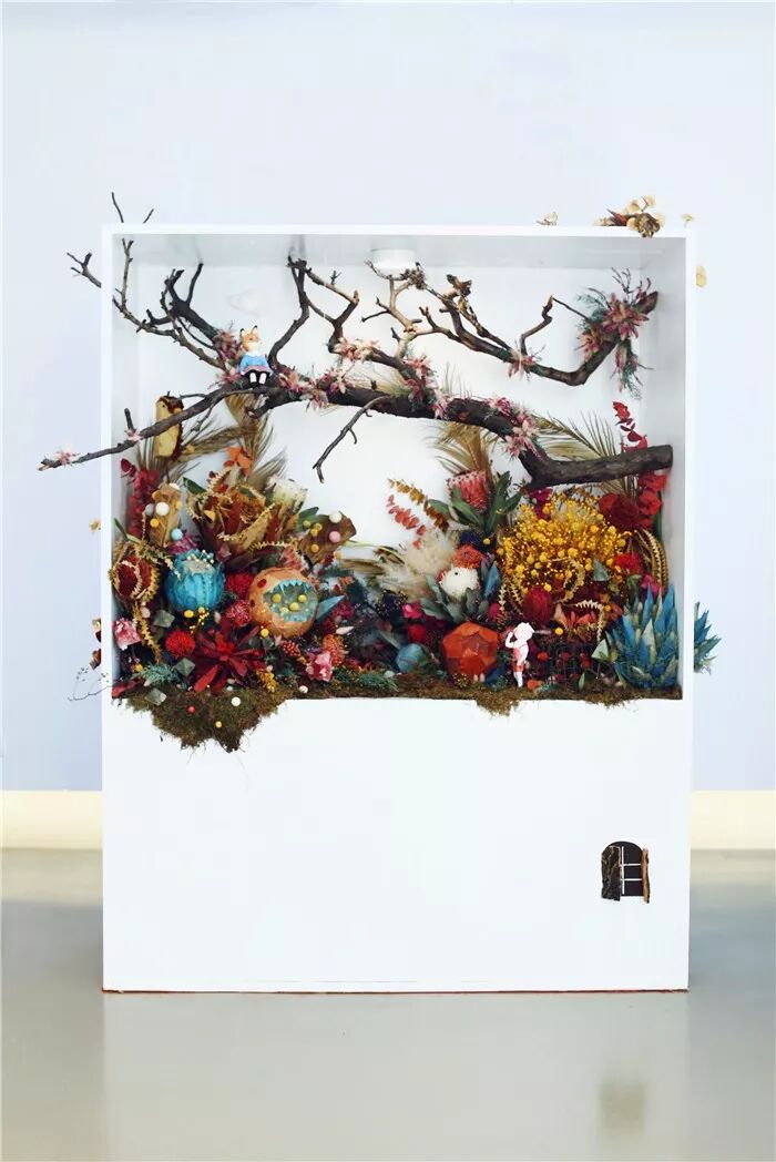 凡是你看不懂而著迷的作品，背后都是想象力！