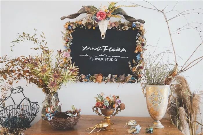 凡是你看不懂而著迷的作品，背后都是想象力！