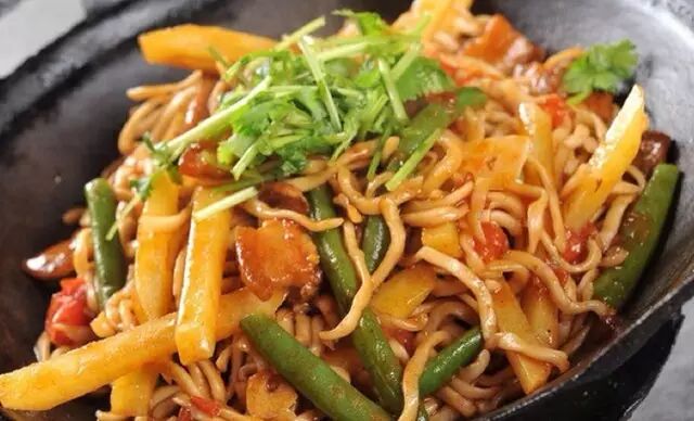 呼市的烧麦巴盟的焖面在外国竟然这么叫眼睛完全亮瞎了