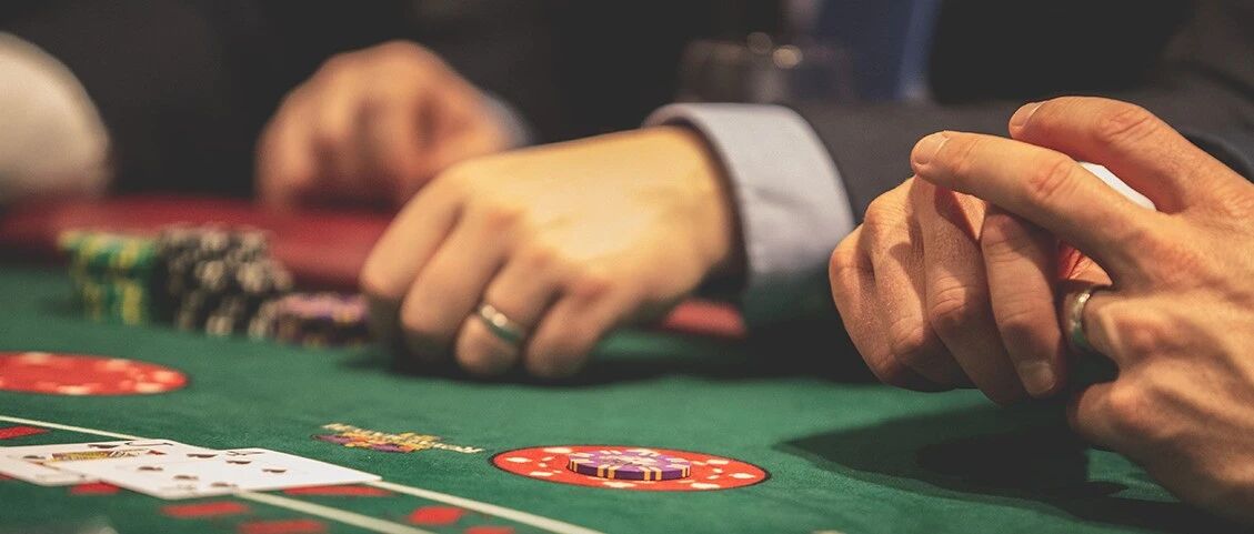 2022年的第一把镰刀！先涨6倍再暴跌62%！假收购，真减持，多方联手，里应外合：鞍重股份，兵临城下的爆仓危机