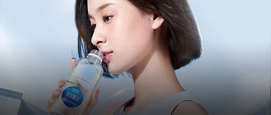 喝玻尿酸？！股价跌跌不休，市值缩水2/3，玻尿酸龙头华熙生物别开“生”路：卖玻尿酸饮料