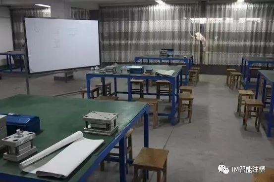 模具设计与制造专业的前景如何?的图2