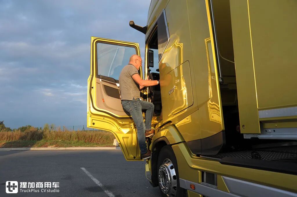 bigtruck试驾评测达夫xg ,带您看看达夫最高端牵引车到底表现如何