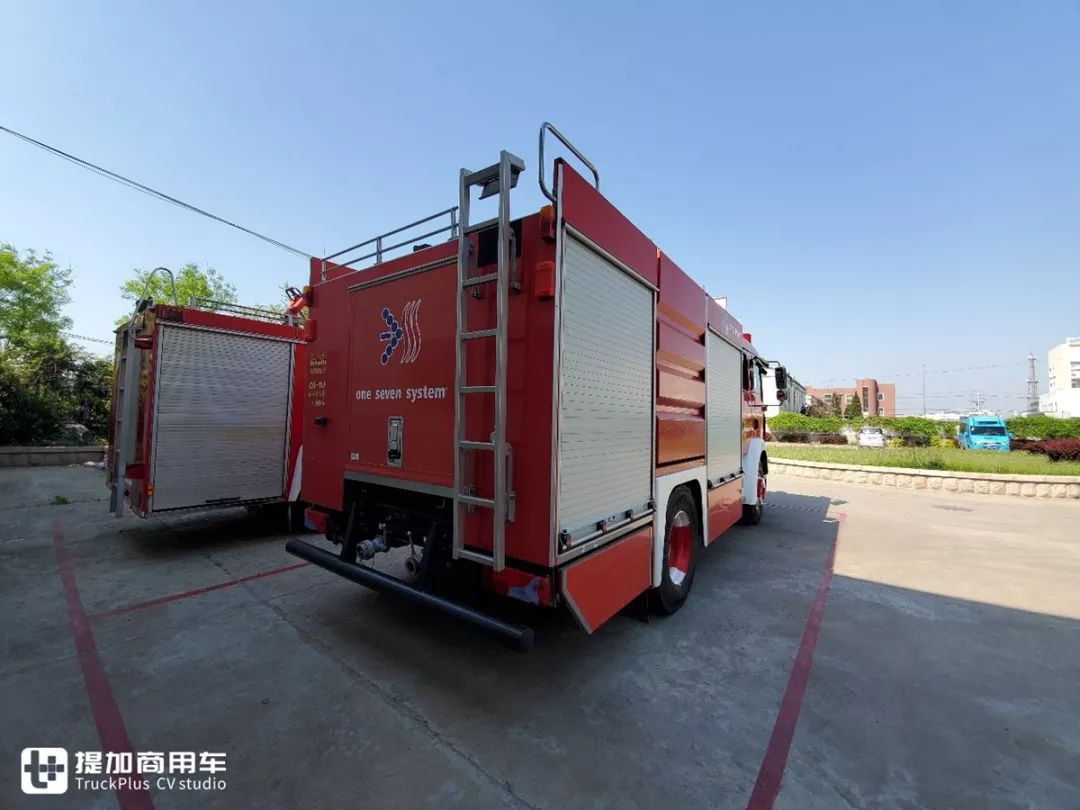 雲梯消防車 英文_雲梯消防車的用途說明_50米消防雲梯車圖片