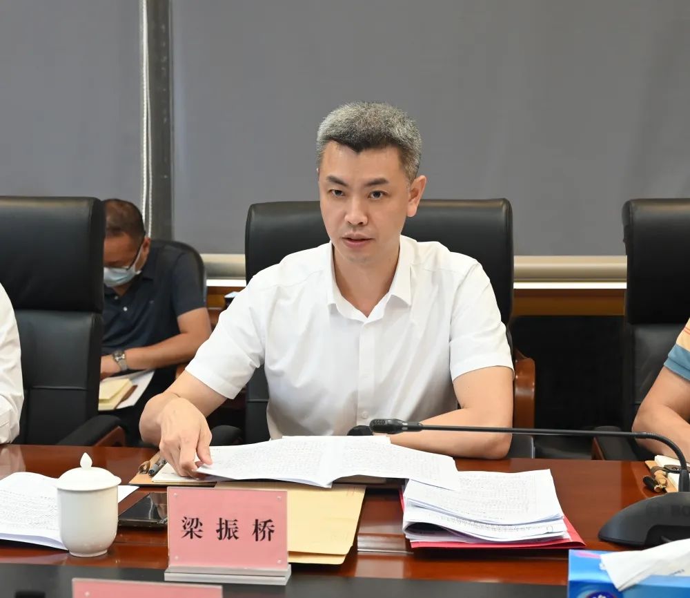 三江镇召开党委(扩大)会议:传达贯彻省委书记李希在江门调研时的指示