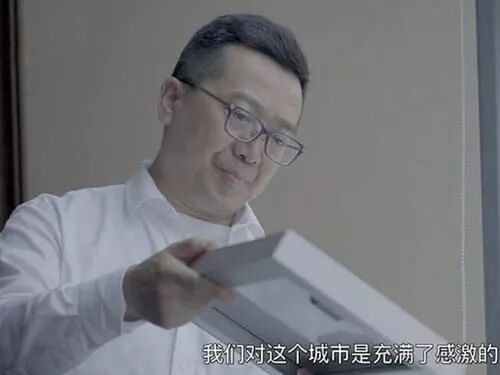 潘锦功联系电话_潘锦功发电玻璃多少钱_潘锦功