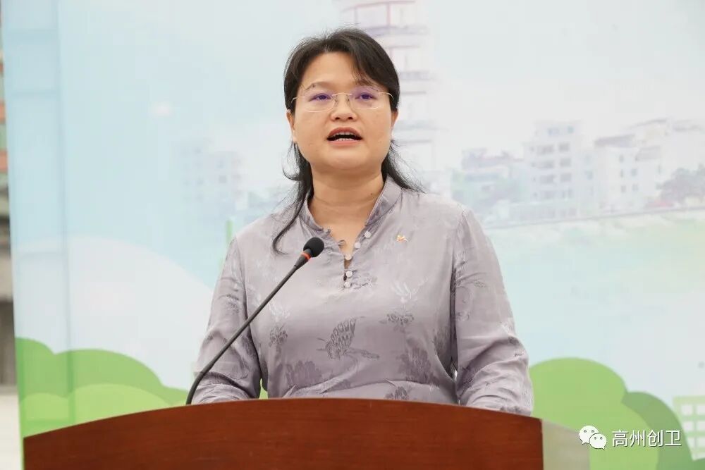 市爱卫办主任王森同志主持,市政府副市长,市爱卫会主任陈璋玲同志作