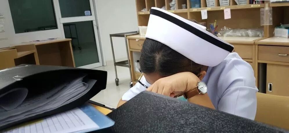 护士不上班时,都在做什么 ?他们的回答令人唏嘘