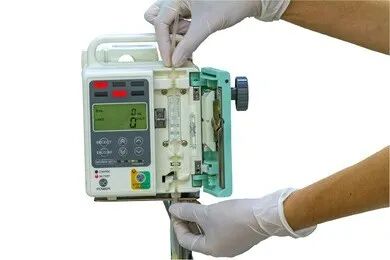 为什么输液泵一直报警怪事！输液时液体竟然倒流，这个错误你我都会犯_https://www.jmylbn.com_新闻资讯_第6张