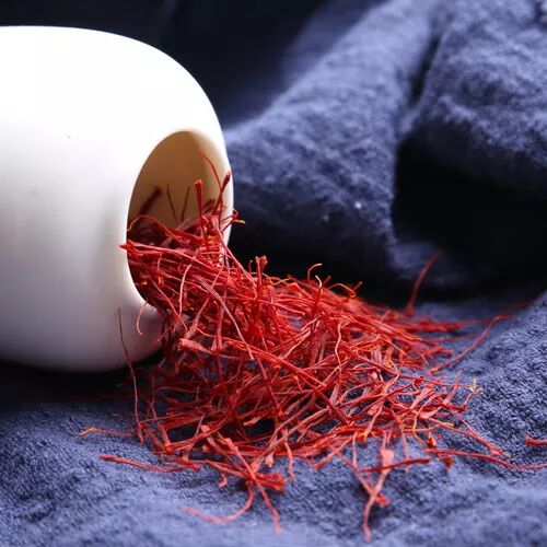 女人吃藏红花，效果太好了，可以治很多病，很多人不知道！