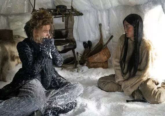 了电影《没有人喜欢黑夜》,演的不是日本人,而是住在雪屋里的因纽特人