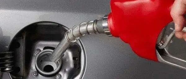 就在今晚！油价将…