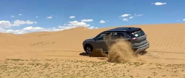 “开车跑沙漠”火了之后，“三缸机花200亿M金研发”又成爆梗！