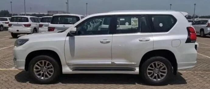 国六版普拉多亮相，外观更加炫酷霸气，2.5L配四驱，24万起