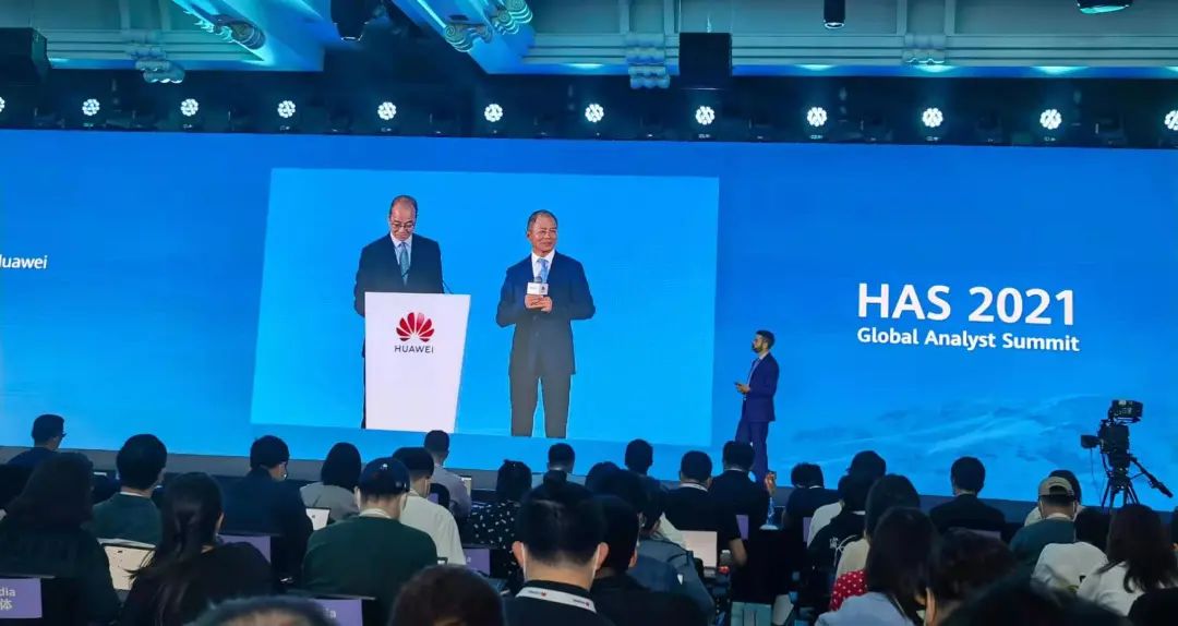华为轮值董事长徐直军:华为不会造车,而是帮助车企造好车-微信头条网 华为轮值董事长徐直军:华为不会造车,而是帮助车企造好车