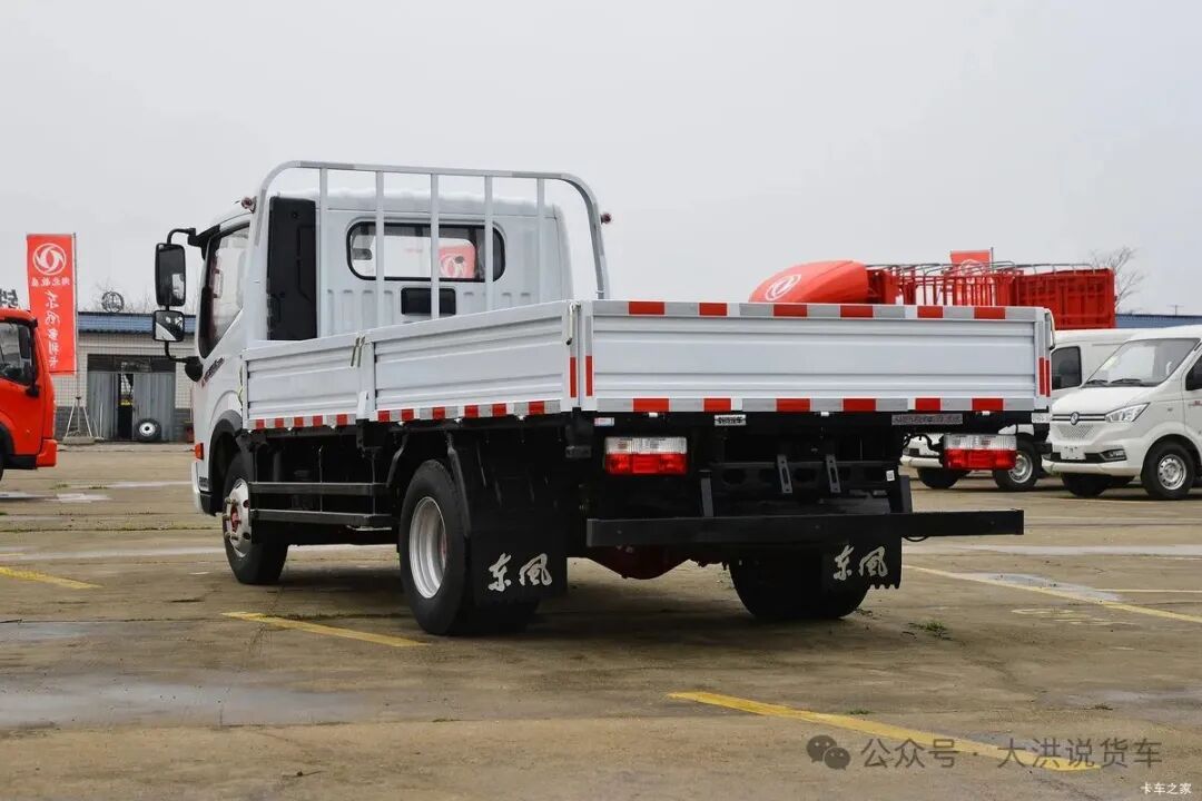 东风 凯普特星云K6-M 163马力 4.2米单排栏板轻卡(国六)(EQ1041S3CDF)外观