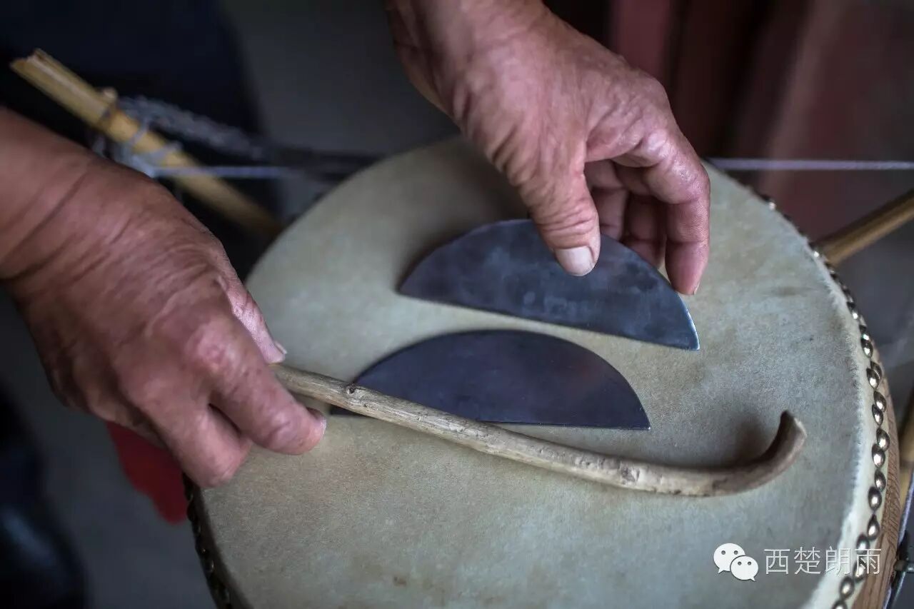 柴志国还做得一手好饭,老伴身体不好,他就多干点.