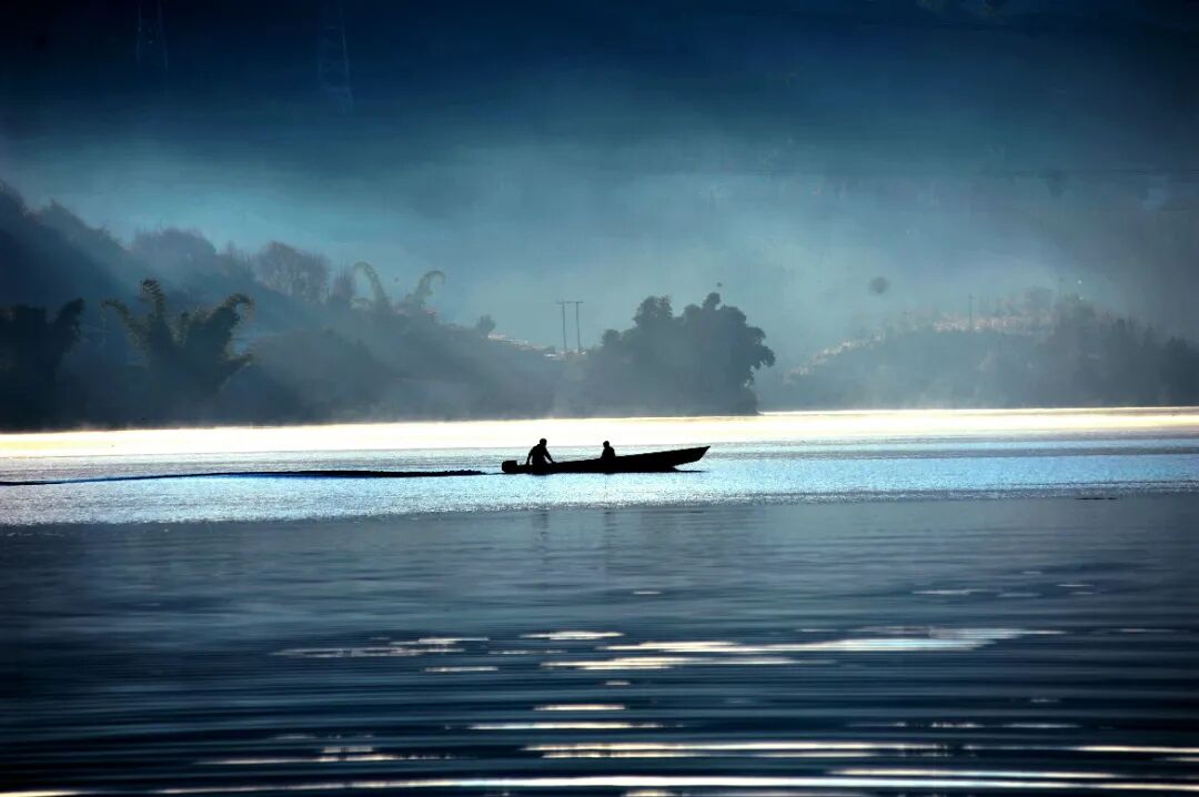 泛舟曼莱  李刚 临翔博尚.jpg