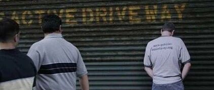 女员工在工作场所大小便、偷吃一根香蕉被解雇，法院判词亮了！