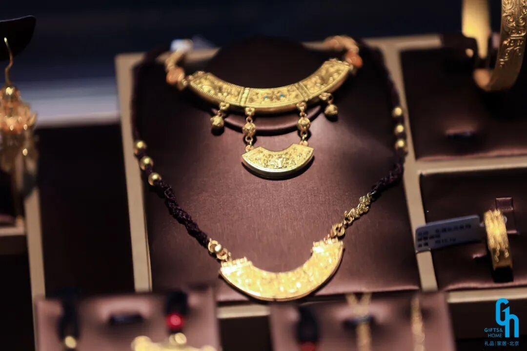 首日人气爆棚2024北京礼品展以新质带动生产力