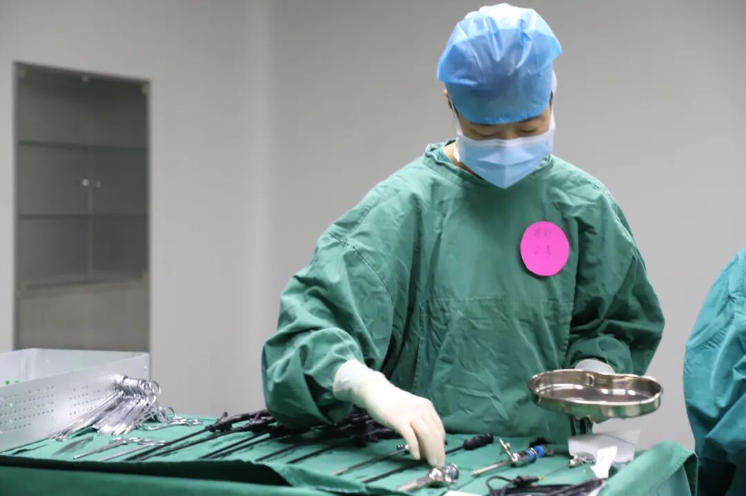怎么穿手术器械塑技能 展风采——金华文荣医院手术室举办第一届“腔镜器械拆装及穿针引线”技能大赛_https://www.jmylbn.com_新闻资讯_第9张