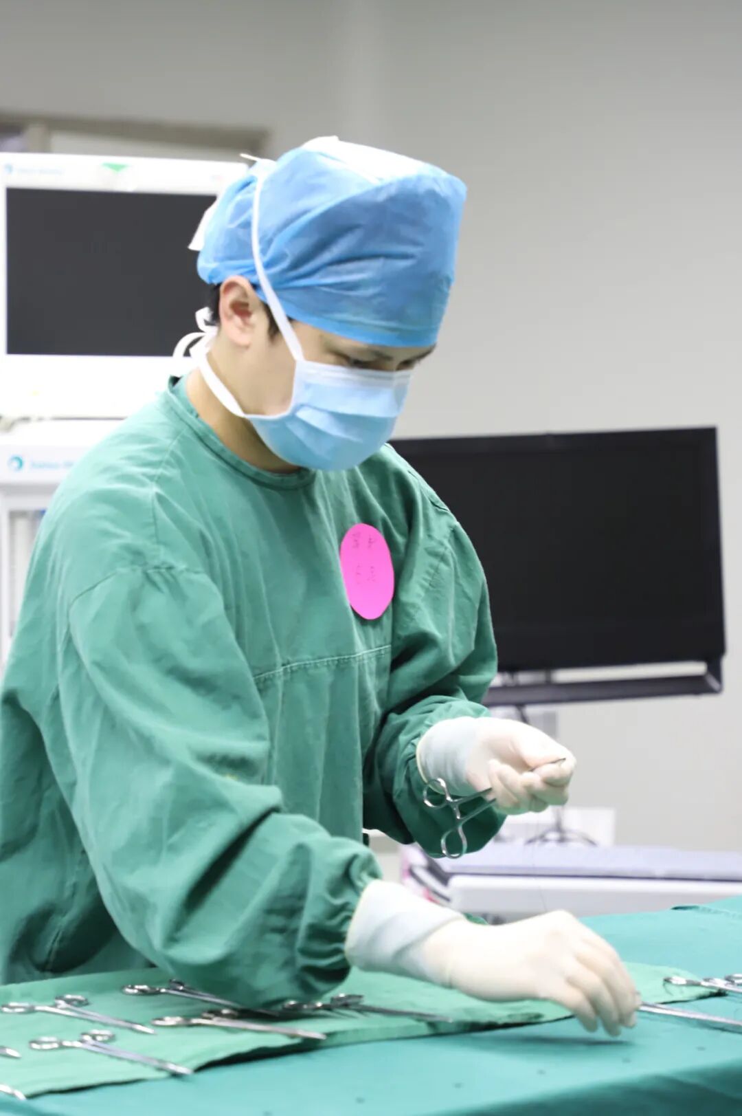 怎么穿手术器械塑技能 展风采——金华文荣医院手术室举办第一届“腔镜器械拆装及穿针引线”技能大赛_https://www.jmylbn.com_新闻资讯_第13张