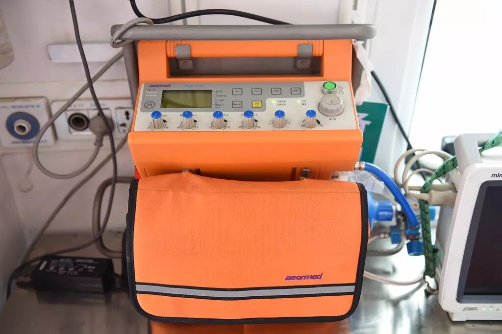 救护车上的担架怎么用【健康科普】救护车大解密，快来看看里面都有啥！_https://www.jmylbn.com_新闻资讯_第18张