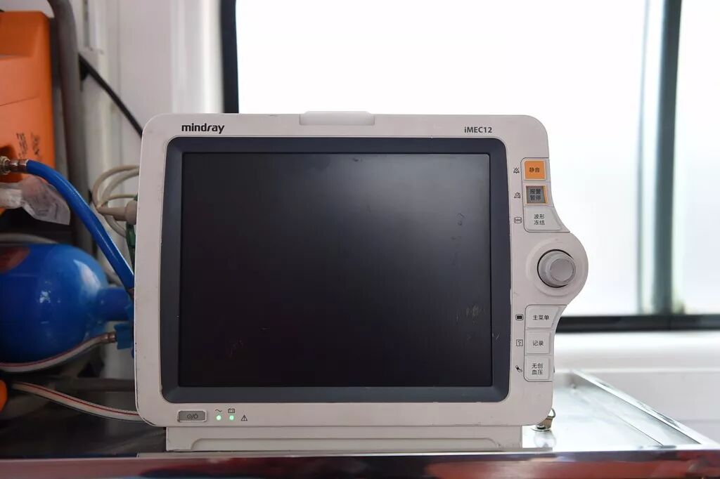 救护车上的担架怎么用【健康科普】救护车大解密，快来看看里面都有啥！_https://www.jmylbn.com_新闻资讯_第6张