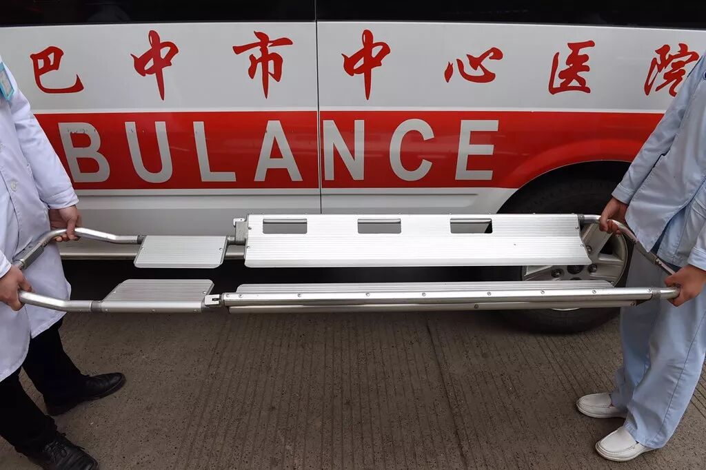 救护车上的担架怎么用【健康科普】救护车大解密，快来看看里面都有啥！_https://www.jmylbn.com_新闻资讯_第33张