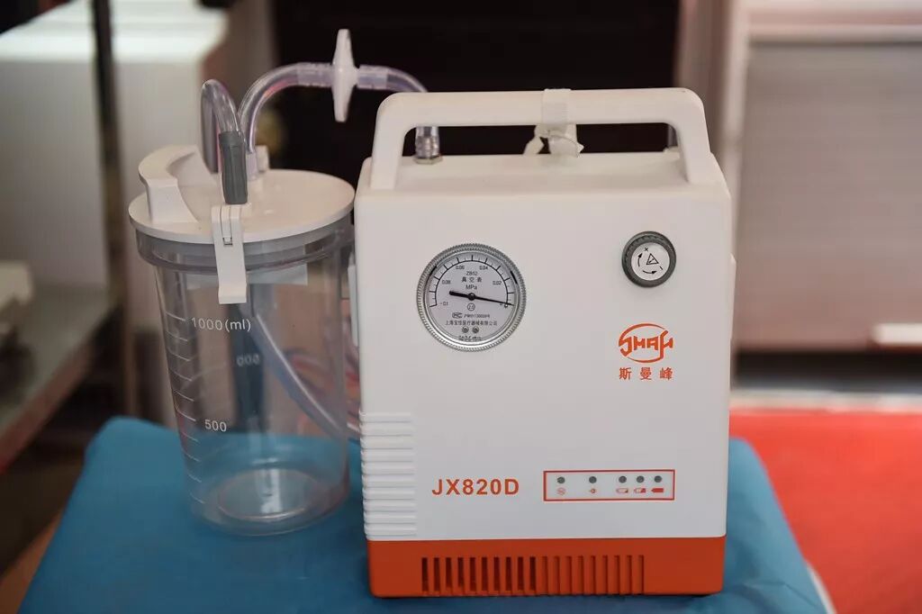 救护车上的担架怎么用【健康科普】救护车大解密，快来看看里面都有啥！_https://www.jmylbn.com_新闻资讯_第15张