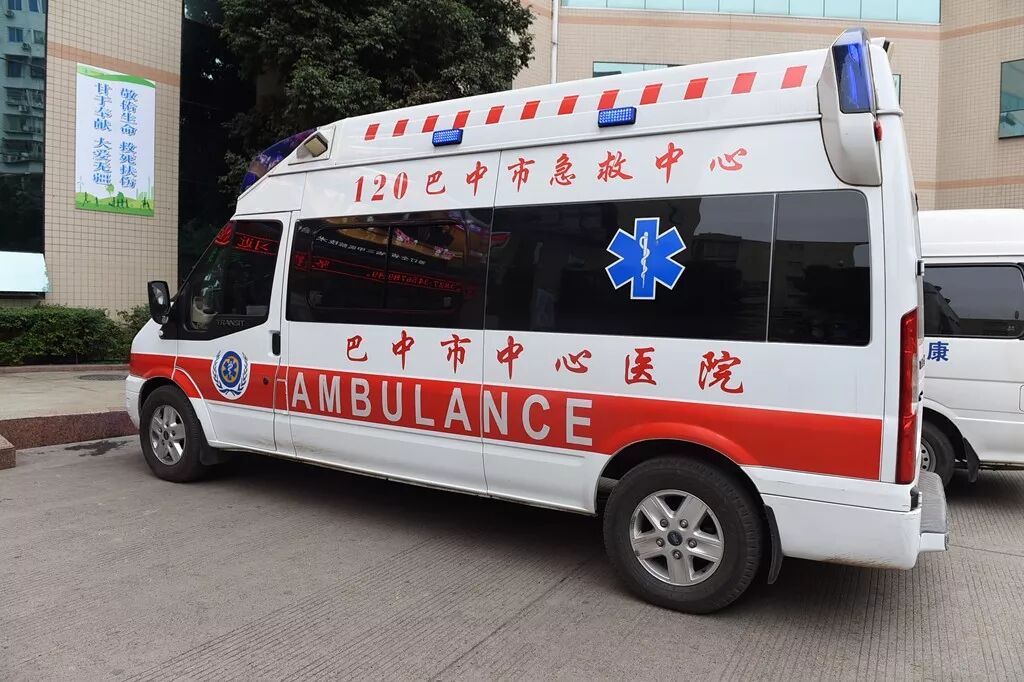 救护车上的担架怎么用【健康科普】救护车大解密，快来看看里面都有啥！_https://www.jmylbn.com_新闻资讯_第3张