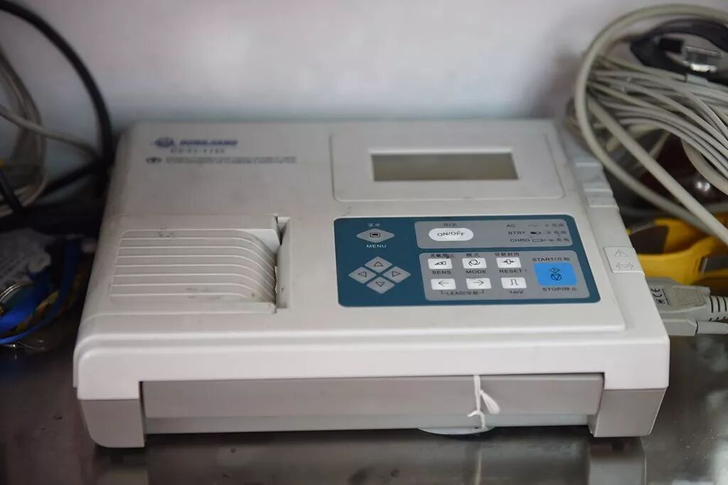 救护车上的担架怎么用【健康科普】救护车大解密，快来看看里面都有啥！_https://www.jmylbn.com_新闻资讯_第12张