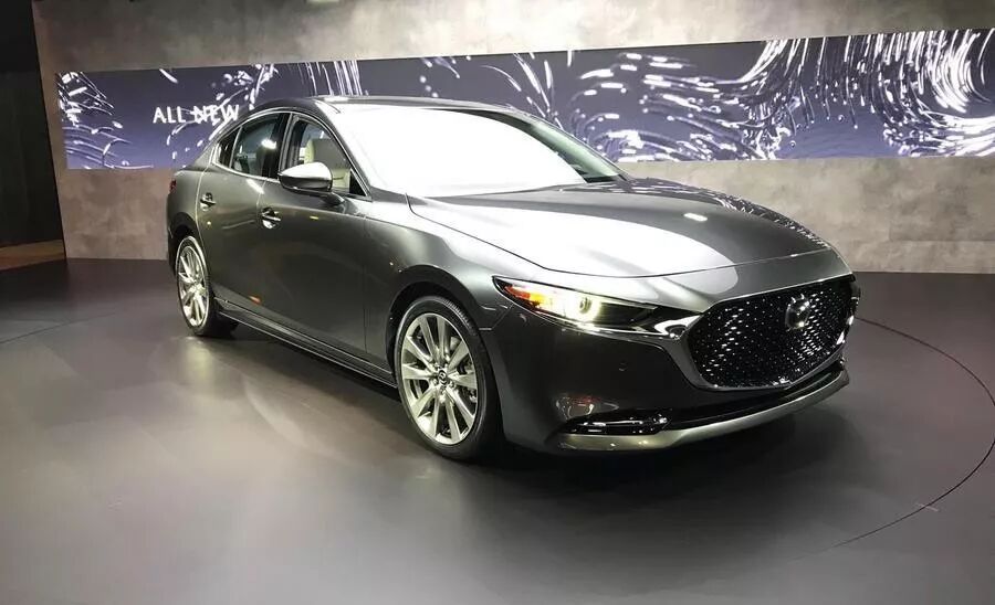 全新卡罗拉上市在即，12万元的预售价让谁慌了？