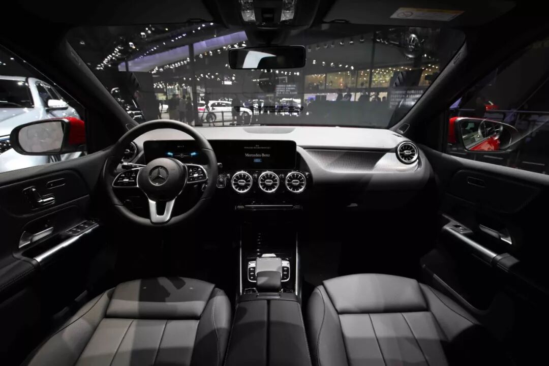 AMG国产车型、EQC纯电SUV等领衔，奔驰展开强大产品攻势
