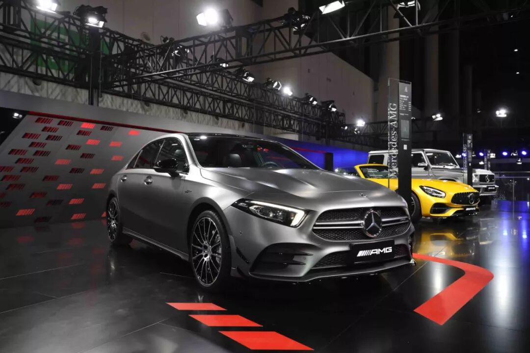 AMG国产车型、EQC纯电SUV等领衔，奔驰展开强大产品攻势