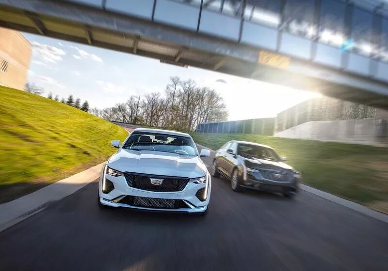 2.0T配8AT，还是后驱！凯迪拉克该拿它当紧凑级卖还是当短轴版卖？