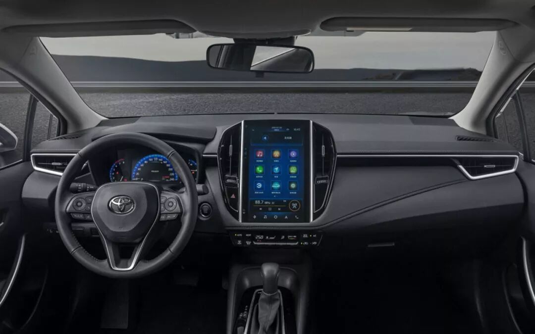 卡罗拉8月销量大幅下滑，价格坚挺该不该背锅？