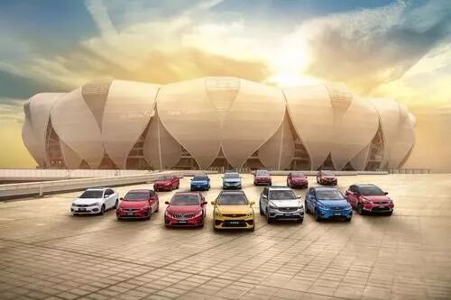 业绩“双降”，股票反涨！吉利汽车上半年到底经历了什么？