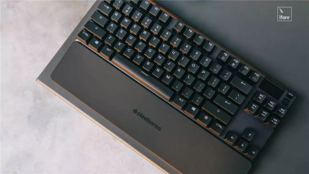 赛睿键盘轴_罗技键盘怎么调灯光