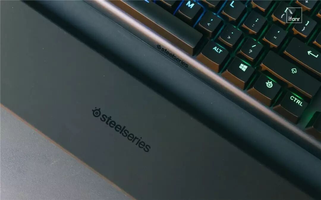 赛睿键盘轴_罗技键盘怎么调灯光