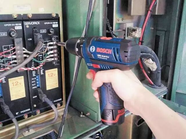 大家来找“茬”！一张图里竟然隐藏了20多处安全隐患......