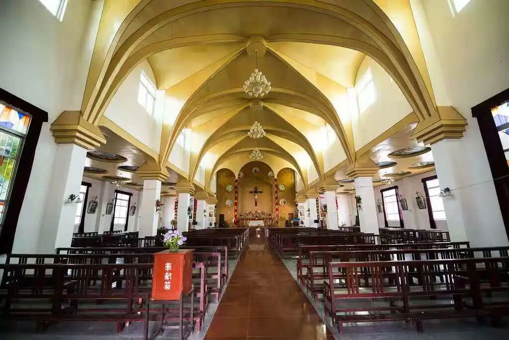 藏地风景 | 昌都--盐井天主教堂