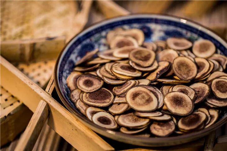 鹿茸不单单是补肾，那么年轻人能吃鹿茸吗？