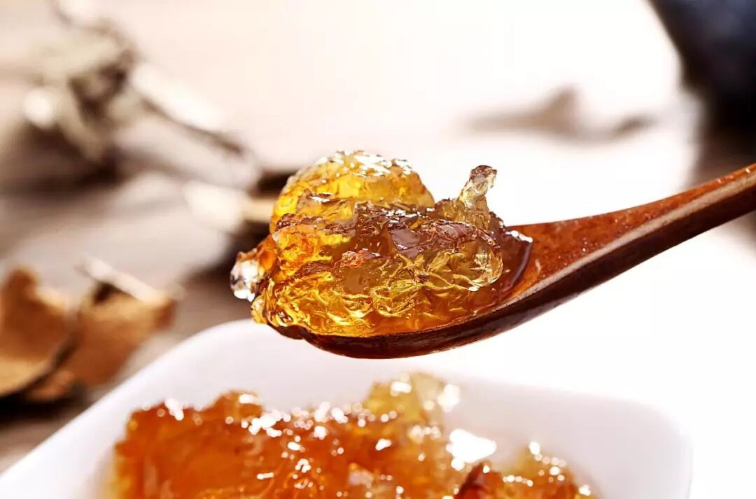 【桃胶功效】桃胶的吃法和禁忌！