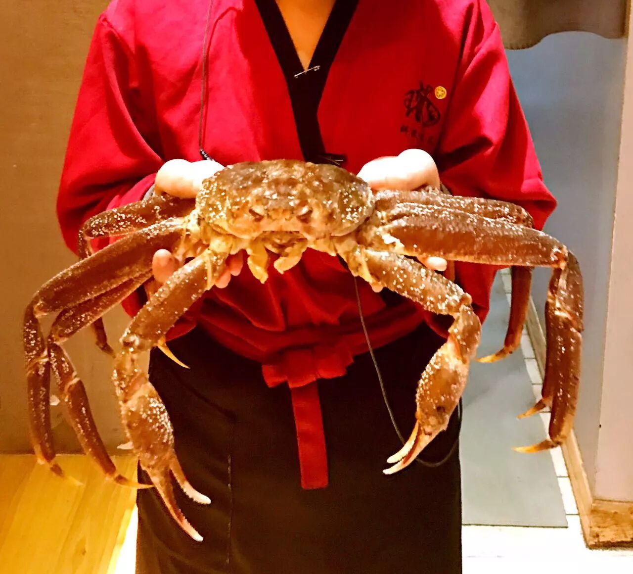 珑料理 四周年店庆系列活动之 松叶蟹火锅0元抢购