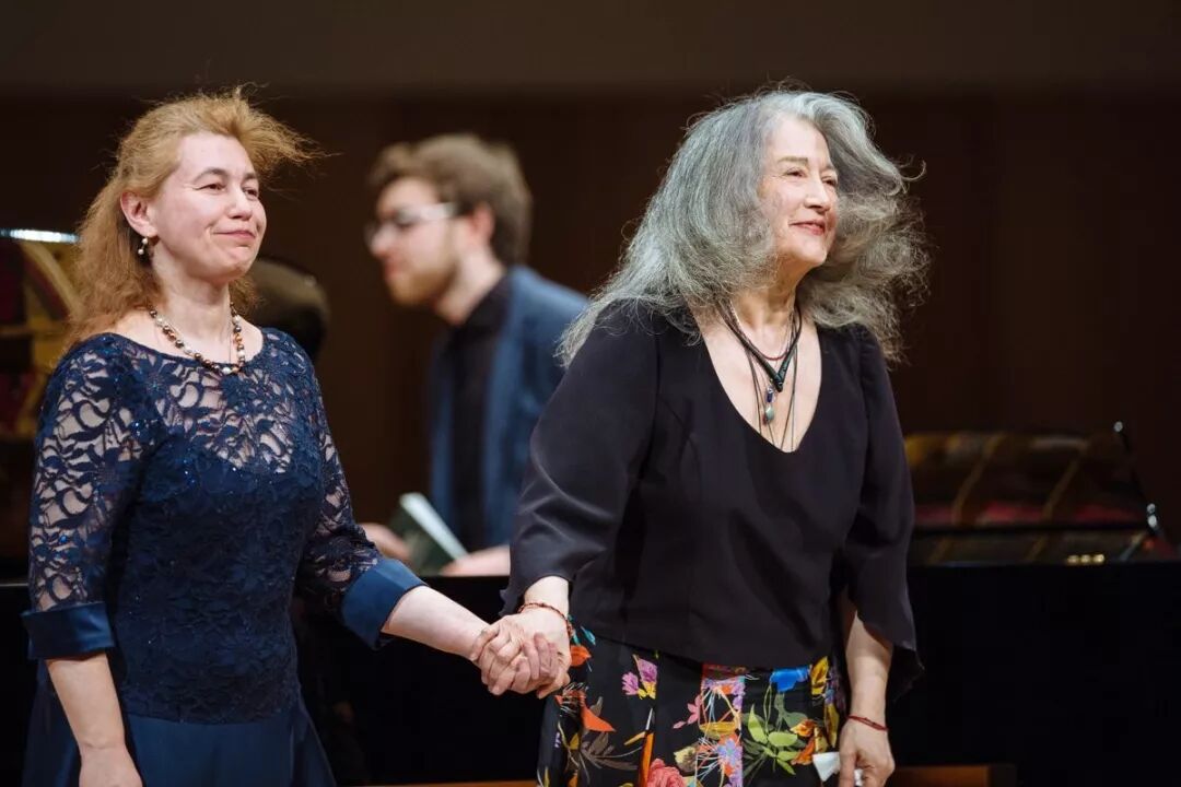 78岁的阿格里奇和她友情长存的朋友们 - 米饭星