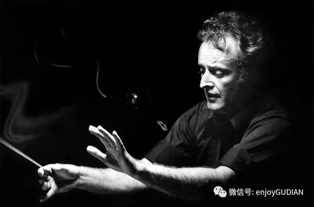 卡洛斯·克莱伯 | 一生指挥演出虽不多,却成为了最顶级的大师