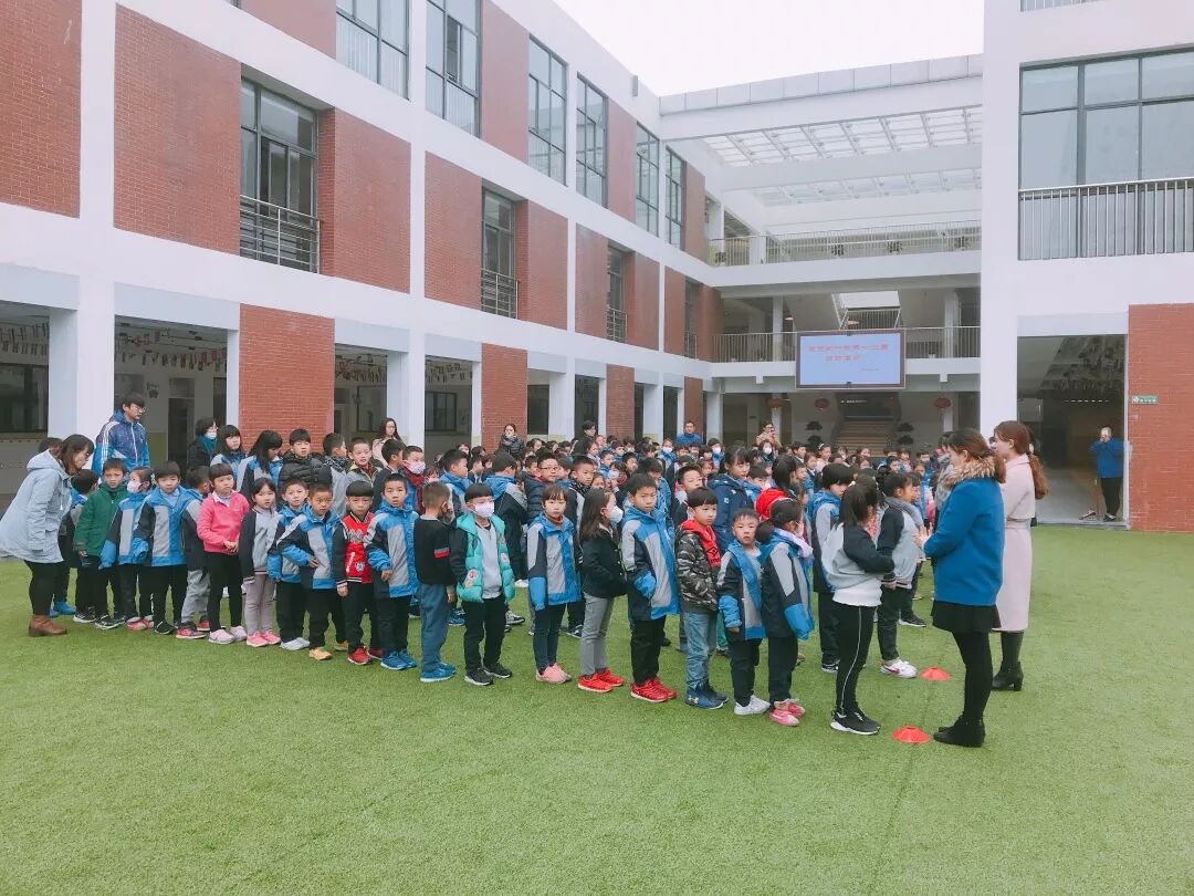 南京新书院悠谷学校第13周安全演习-- “消防车走进校园